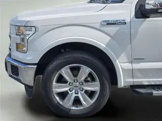 Ford F-150 2017 4x2 Lariat 4 puertas SuperCrew 5.5 pies. SB