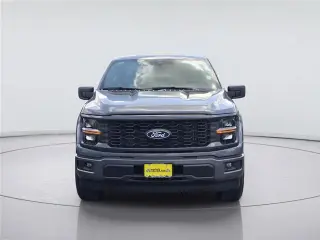 Ford F-150 2026 4x2 STX 4 puertas SuperCrew 5.5 pies. SB