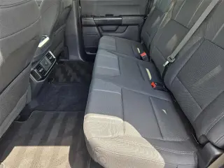 Ford F-150 2026 4x2 STX 4 puertas SuperCrew 5.5 pies. SB