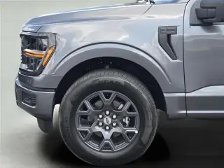 Ford F-150 2026 4x2 STX 4 puertas SuperCrew 5.5 pies. SB