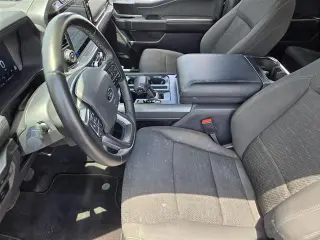 Ford F-150 2024 4x2 XLT 4 puertas SuperCrew 5.5 pies. SB