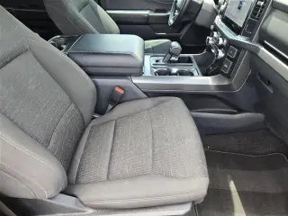 Ford F-150 2024 4x2 XLT 4 puertas SuperCrew 5.5 pies. SB