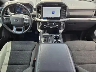Ford F-150 2024 4x2 XLT 4 puertas SuperCrew 5.5 pies. SB