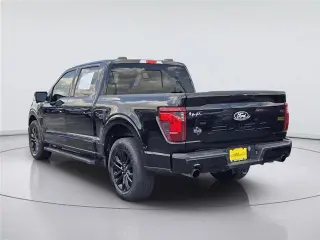 Ford F-150 2024 4x2 XLT 4 puertas SuperCrew 5.5 pies. SB