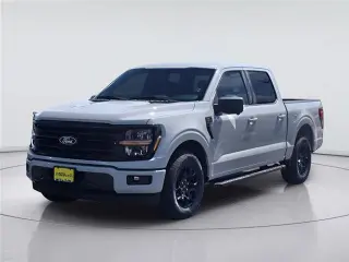 Ford F-150 2024 4x2 XLT 4 puertas SuperCrew 5.5 pies. SB