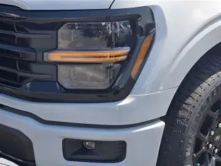 Ford F-150 2024 4x2 XLT 4 puertas SuperCrew 5.5 pies. SB