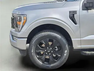 Ford F-150 2023 4x4 XLT 4 puertas SuperCrew 6.5 pies SB