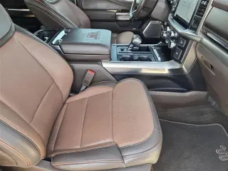 Ford F-150 2021 4x4 King Ranch 4 puertas SuperCrew 5.5 pies. SB