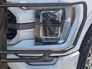 Ford F-150 2021 4x4 King Ranch 4 puertas SuperCrew 5.5 pies. SB