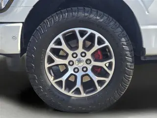 Ford F-150 2021 4x4 King Ranch 4 puertas SuperCrew 5.5 pies. SB