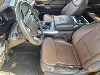 Ford F-150 2021 4x4 King Ranch 4 puertas SuperCrew 5.5 pies. SB