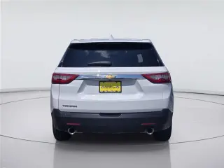 Chevrolet Traverse 2020 LS 4 puertas SUV con 1LS