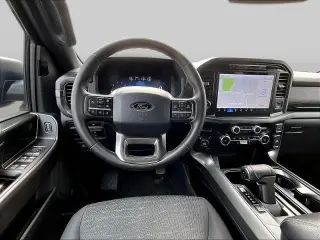 Ford F-150 2024 4x4 XLT 4 puertas SuperCrew 5.5 pies. SB