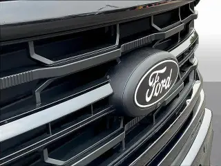 Ford F-150 2024 4x4 XLT 4 puertas SuperCrew 5.5 pies. SB