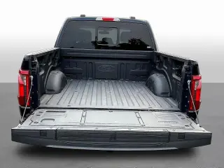 Ford F-150 2024 4x4 XLT 4 puertas SuperCrew 5.5 pies. SB