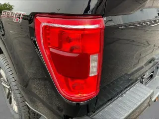 Ford F-150 2021 4x4 XLT 4 puertas SuperCrew 5.5 pies SB