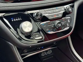Chrysler Pacifica 2021 AWD Limited 4 puertas Minivan
