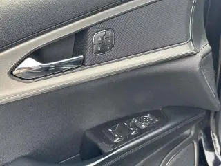 Lincoln Nautilus 2020 4 puertas SUV Estándar