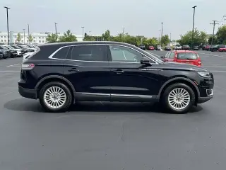 Lincoln Nautilus 2020 4 puertas SUV Estándar