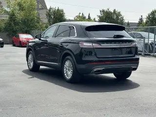 Lincoln Nautilus 2020 4 puertas SUV Estándar