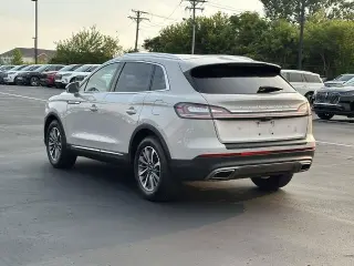 Lincoln Nautilus 2023 Estándar 4 puertas SUV