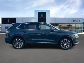 Lincoln Nautilus 2023 AWD Reserve 4 puertas SUV