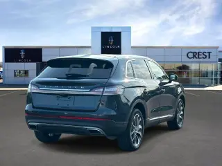 Lincoln Nautilus 2023 AWD Reserve 4 puertas SUV