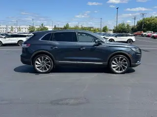 Lincoln Nautilus 2021 AWD Reserve 4 puertas SUV