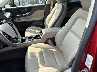 Lincoln Corsair 2023 Estándar 4 puertas SUV