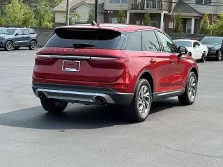 Lincoln Corsair 2023 Estándar 4 puertas SUV