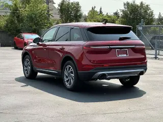Lincoln Corsair 2023 Estándar 4 puertas SUV