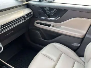 Lincoln Corsair 2024 Premiere 4 puertas SUV