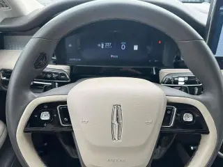Lincoln Corsair 2024 AWD Premiere 4 puertas SUV