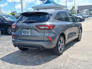 Ford Escape 2023 ST-Line 4 puertas SUV