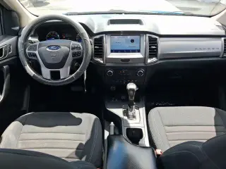 Ford Ranger 2021 4x2 XLT 4 puertas SuperCrew con caja de 5.1 pies