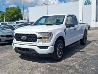 Ford F-150 2022 4x4 XL 4 puertas SuperCab 6.5 pies. SB