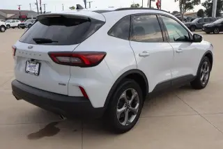 Ford Escape Híbrido 2025 AWD ST-Line Select 4 puertas SUV