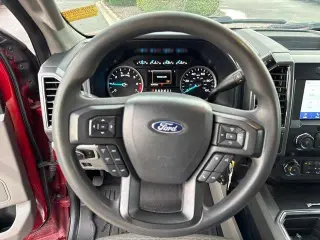 Ford F-250 Super Duty 2022 4x4 XLT 4 dr Crew Cab de 8 pies con caja larga