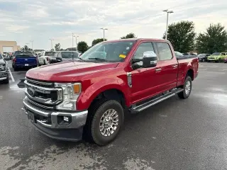 Ford F-250 Super Duty 2022 4x4 XLT 4 dr Crew Cab de 8 pies con caja larga