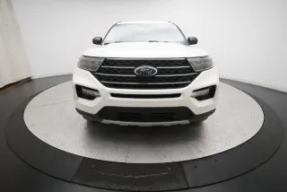 Ford Explorer 2023 AWD XLT SUV de 4 puertas