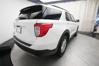 Ford Explorer 2023 AWD XLT SUV de 4 puertas