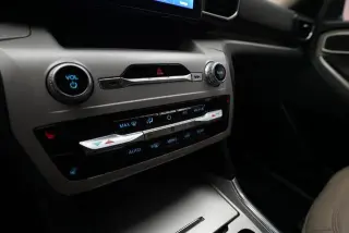 Ford Explorer 2023 AWD XLT SUV de 4 puertas
