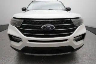 Ford Explorer 2023 AWD XLT SUV de 4 puertas