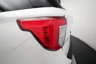 Ford Explorer 2023 AWD XLT SUV de 4 puertas