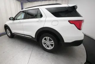 Ford Explorer 2023 AWD XLT SUV de 4 puertas