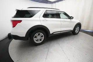 Ford Explorer 2023 AWD XLT SUV de 4 puertas