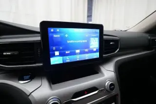 Ford Explorer 2023 AWD XLT SUV de 4 puertas