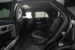 Ford Explorer 2023 AWD XLT SUV de 4 puertas