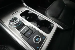 Ford Explorer 2023 AWD XLT SUV de 4 puertas