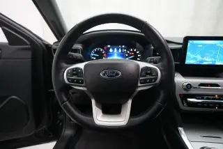 Ford Explorer 2023 AWD XLT SUV de 4 puertas